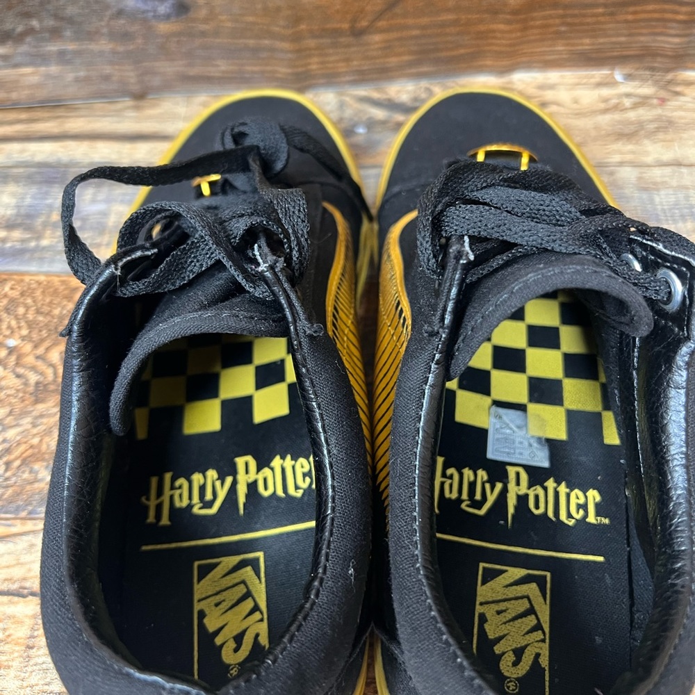 Vans X Harry Potter Sneakers Men Size 7 Women 8.5 Golden Snitch Shoes Old Skool - Picture 4 of 9